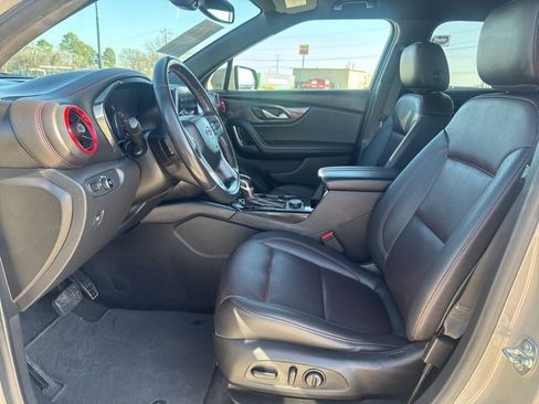 Used 2021 Chevrolet Blazer RS image 2