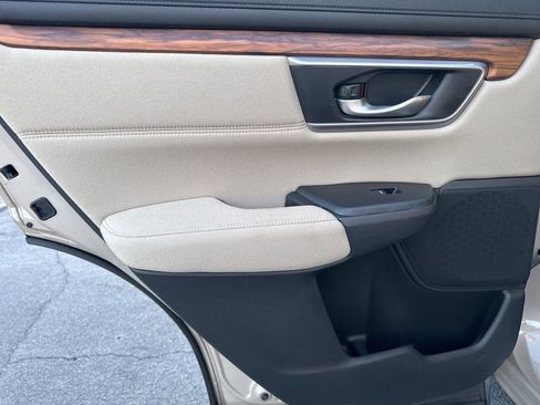 Used 2018 Honda CR-V EX image 29