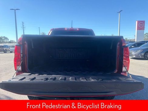 Used 2024 Chevrolet Colorado ZR2 w/ Technology Package image 11