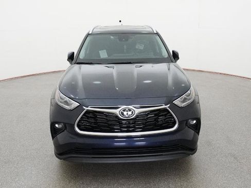 New 2026 Toyota Highlander Limited image 60