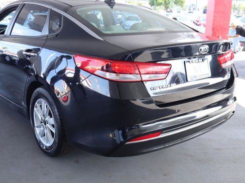 Used 2018 Kia Optima LX FWD image 9