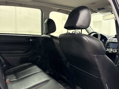 Used 2017 Subaru Forester 2.5i Touring w/ Popular Package #2 image 21