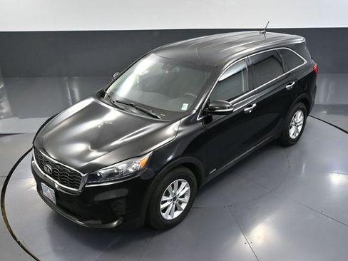 Used 2019 Kia Sorento LX image 55