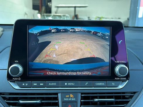 Used 2024 Nissan Altima 2.5 SR image 22