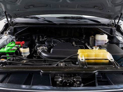 Used 2019 Nissan NV 3500 SV w/ Navigation Package image 39