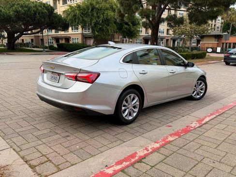 Used 2020 Chevrolet Malibu LT FWD image 13