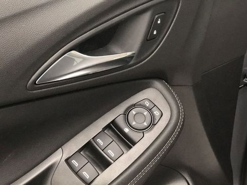 Used 2020 Buick Encore GX Select FWD image 13