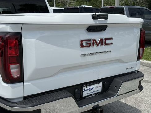 Used 2025 GMC Sierra 1500 SLE RWD image 11