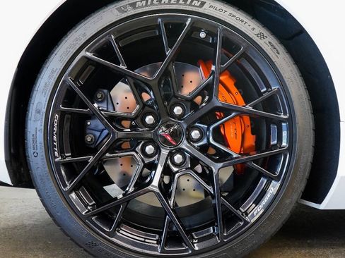 Used 2026 Chevrolet Corvette ZR1 w/ ZR1 Carbon Fiber Aero Package RWD image 26