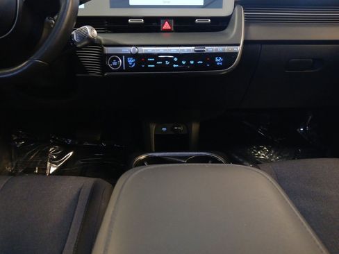 Certified 2024 Hyundai Ioniq 5 SEL image 11