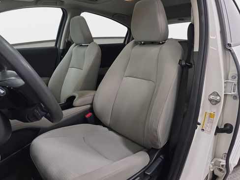 Used 2019 Honda HR-V EX image 14