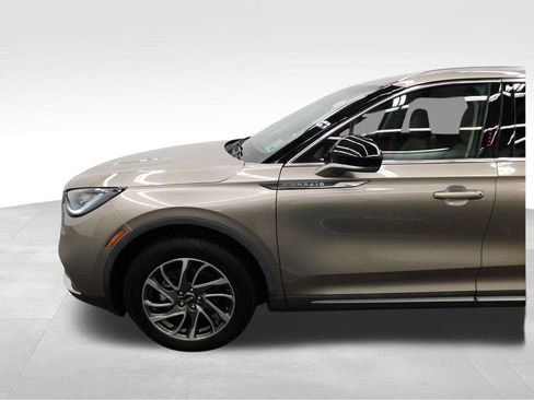 Used 2021 Lincoln Corsair FWD w/ Equipment Group 101A image 14