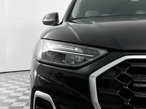 Certified 2022 Audi Q5 2.0T Premium Plus w/ Premium Plus Package image 11