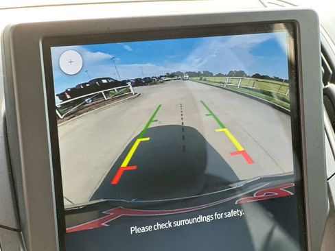 Used 2024 Ford Edge SEL image 17