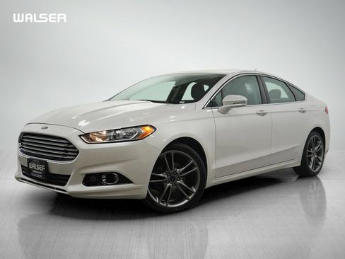 Used 2016 Ford Fusion Titanium image 1