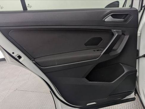 Used 2021 Volkswagen Tiguan S FWD image 17