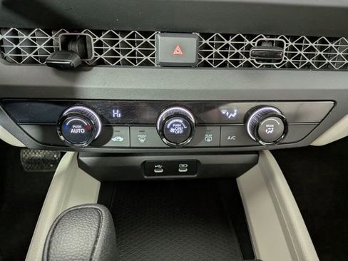 Certified 2023 Honda Accord LX image 21