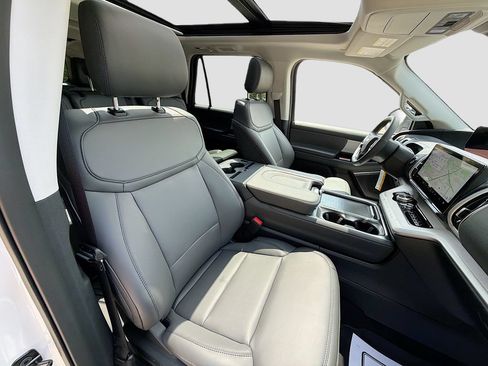 New 2026 Ford Expedition Max Active AWD/4WD image 32