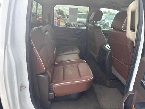 Used 2016 Chevrolet Silverado 1500 High Country w/ High Country Premium Package AWD/4WD image 11