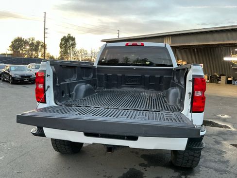 Used 2019 Chevrolet Silverado 1500 LT image 25