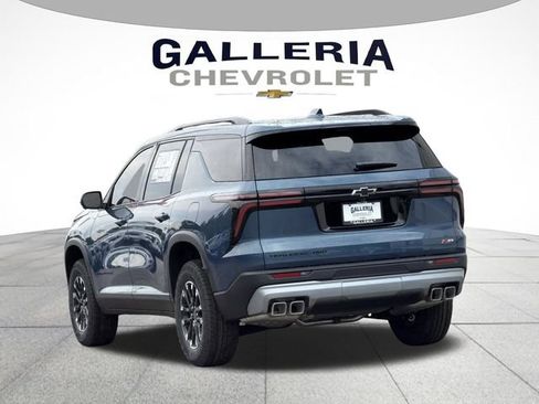 New 2026 Chevrolet Traverse Z71 w/ Driver Confidence Package AWD/4WD image 5