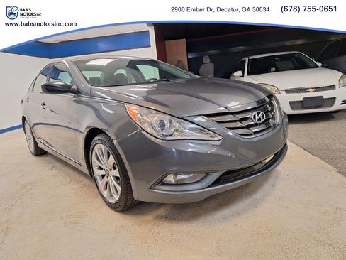 Used 2011 Hyundai Sonata SE image 2