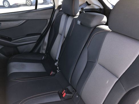 Used 2022 Subaru Crosstrek 2.0i Premium w/ Moonroof Package image 11