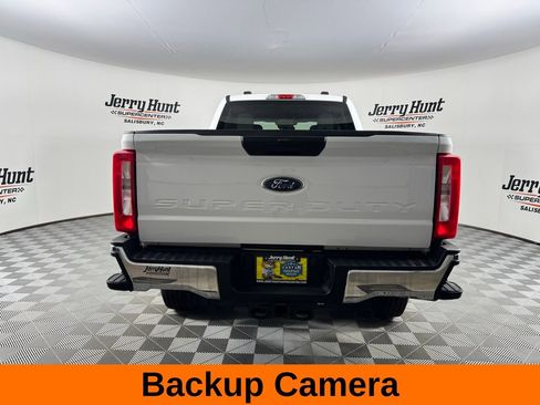 Used 2024 Ford F250 XLT w/ FX4 Off-Road Package image 8