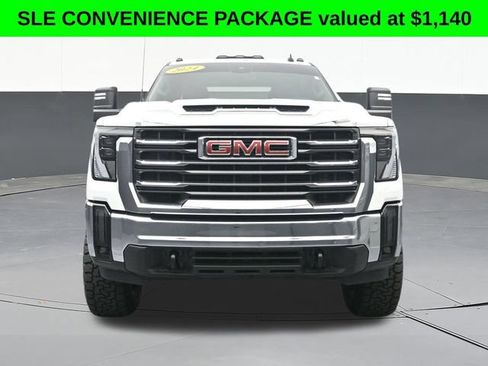 Used 2024 GMC Sierra 2500 SLE w/ SLE Convenience Package AWD/4WD image 2