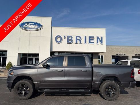 Used 2020 RAM 1500 Big Horn AWD/4WD image 1