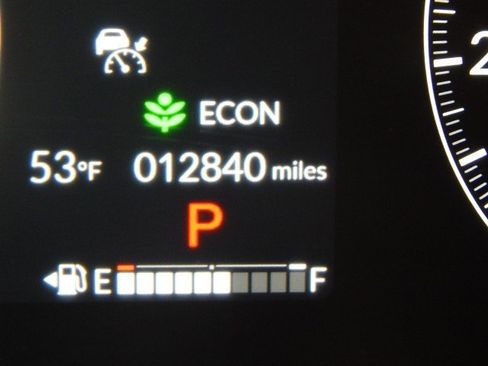 Used 2025 Honda CR-V EX image 28