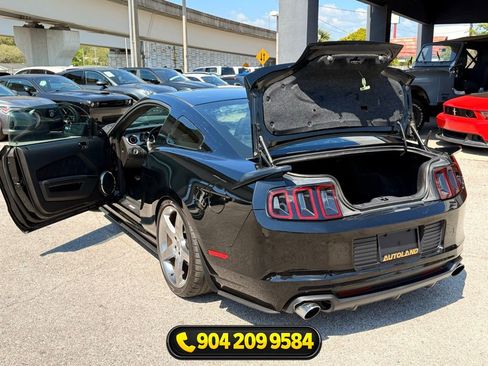 Used 2013 Ford Mustang GT Premium RWD image 28