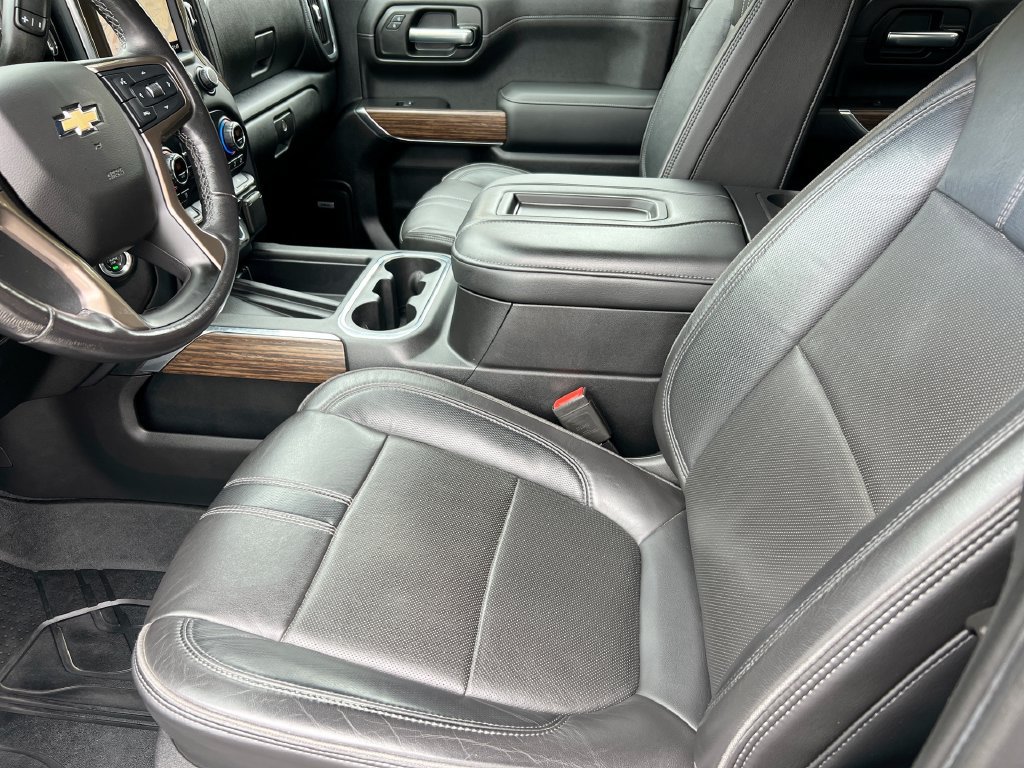 Used 2020 Chevrolet Silverado 1500 High Country w/ Technology Package AWD/4WD image 43