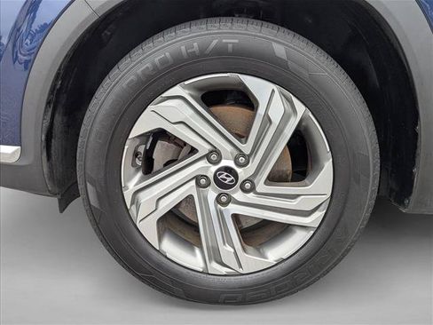 Used 2022 Hyundai Santa Fe SEL w/ Convenience Package FWD image 9
