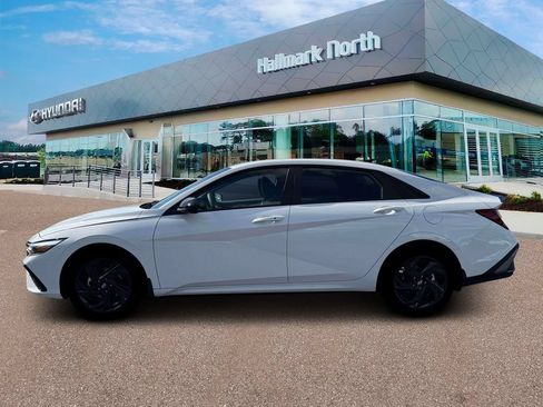 New 2026 Hyundai Elantra Sport FWD image 3