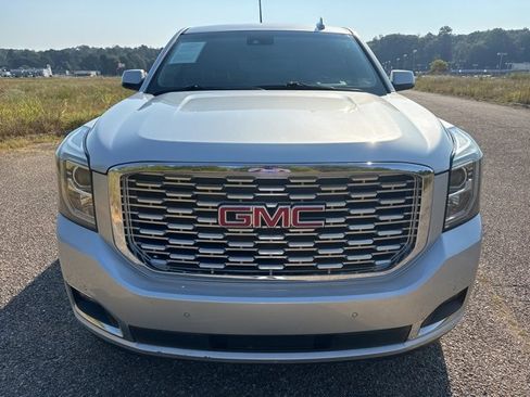 Used 2020 GMC Yukon XL Denali w/ Denali Ultimate Package image 6