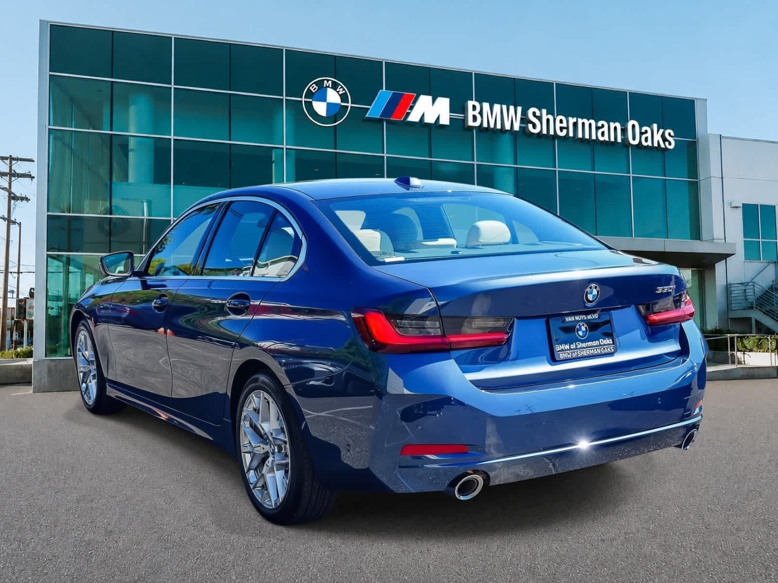 Used 2026 BMW 330i Sedan w/ Premium Package RWD image 6