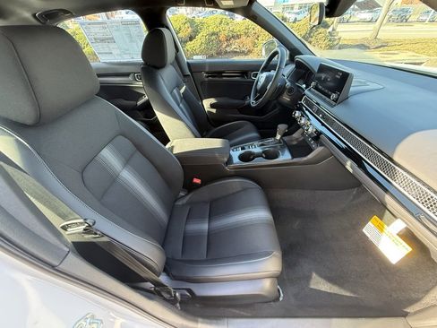 New 2026 Honda Civic Sport image 40