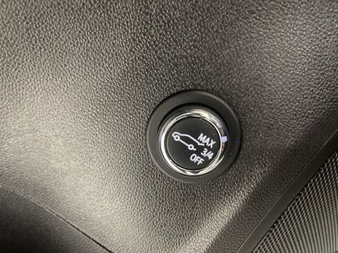 Used 2023 Buick Envision Preferred w/ Sport Touring Package image 21