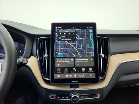 New 2026 Volvo XC60 B5 Core w/ Climate Package image 21