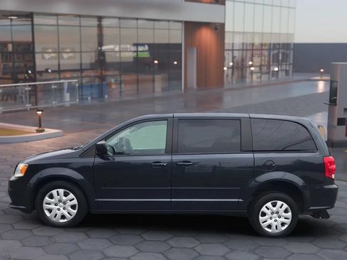 Used 2014 Dodge Grand Caravan SE w/ Quick Order Package 29E SE FWD image 10