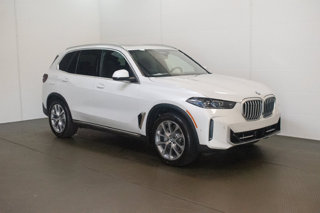New 2026 BMW X5 xDrive40i AWD/4WD image 1