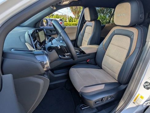 Used 2025 Chevrolet Equinox ACTIV w/ Safety and Technology Package image 7