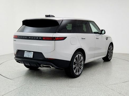 New 2026 Land Rover Range Rover Sport SE image 5