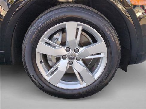 Used 2019 Audi Q5 2.0T Premium Plus w/ Premium Plus Package image 22