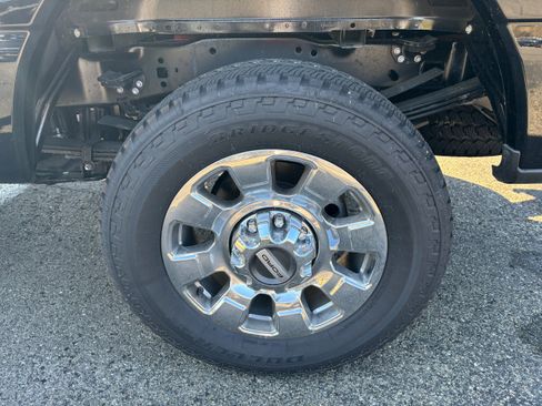 New 2025 Ford F350 Lariat w/ Chrome Package image 6