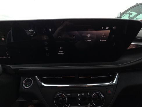 Certified 2024 Buick Envista Preferred w/ Convenience I Package image 10