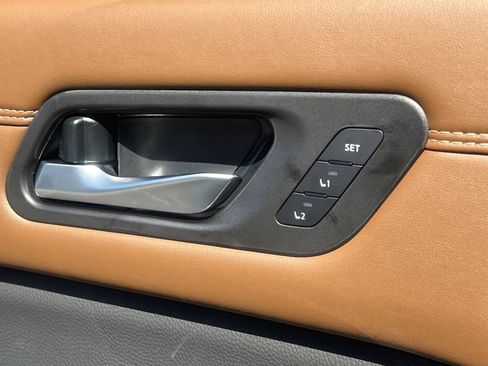 New 2026 Nissan Pathfinder Platinum AWD/4WD image 15
