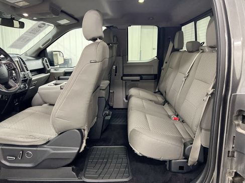 Used 2015 Ford F150 XLT w/ Equipment Group 302A Luxury AWD/4WD image 23