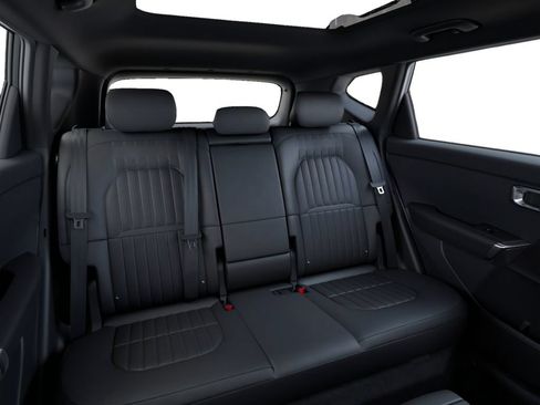 New 2027 Kia Seltos X-Line SX AWD/4WD image 16